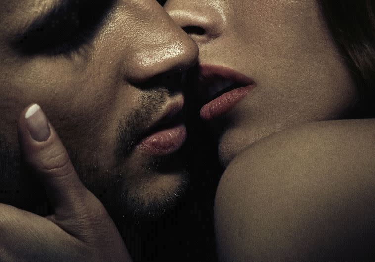 נשים משלמות עונש כבד יותר על בגידה מאשר גברים. אינגאימג