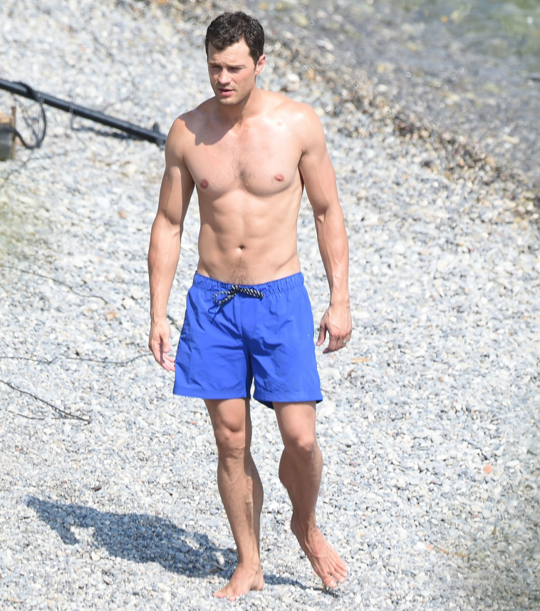 הנה ג'יימי דורנן, סליחה, כריסטיאן גריי