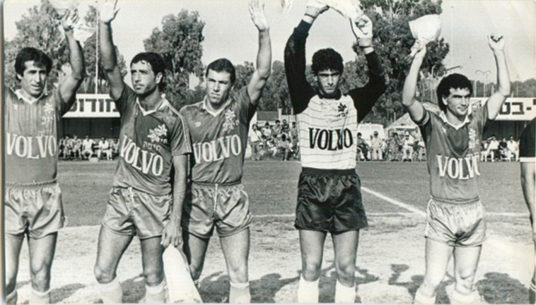 שחקני מכבי חיפה, 1985. צילום: מימל