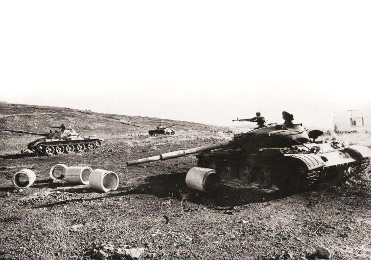 טנקים סורים פגועים ברמת הגולן. צילום: ארכיון צה"ל