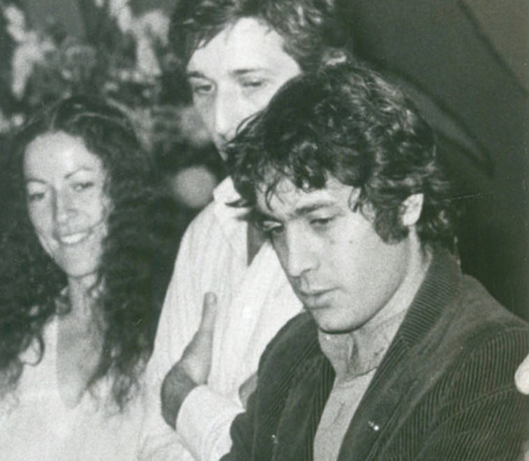 יהונתן גפן בצעירותו