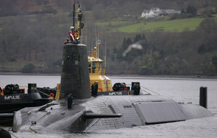 הצוללת הבריטית ''ונג'נס'' (צילום: רויטרס)