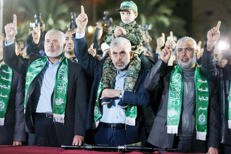 בכירי חמאס. גם הנהגת הארגון תצטרך להתפשר ולהגמיש את עמדותיה. צילום: רויטרס