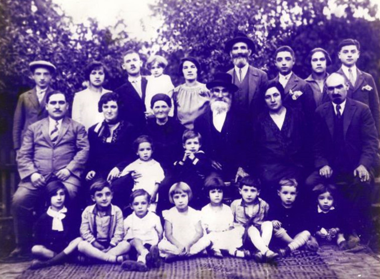 גרינשטיין עם המשפחה בשנות העשרים