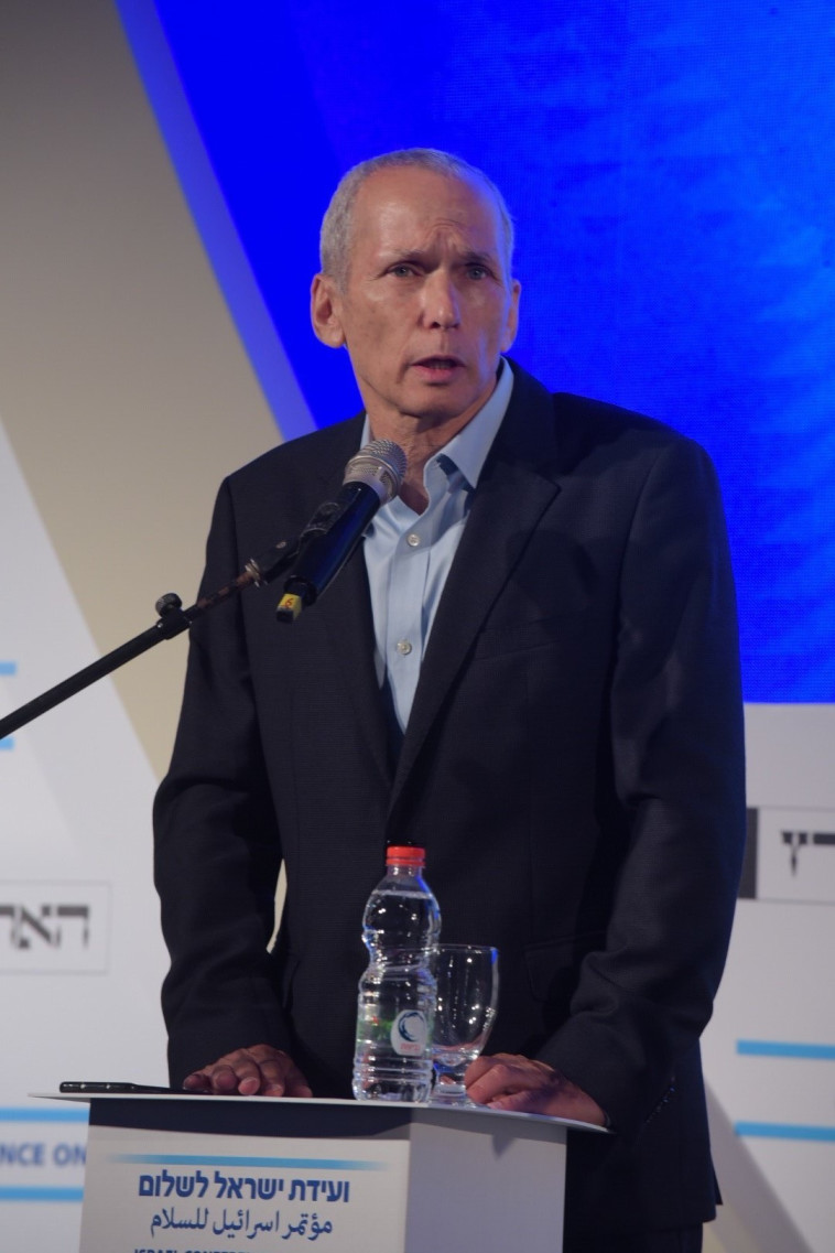 עמר בר לב בכנס השלום
