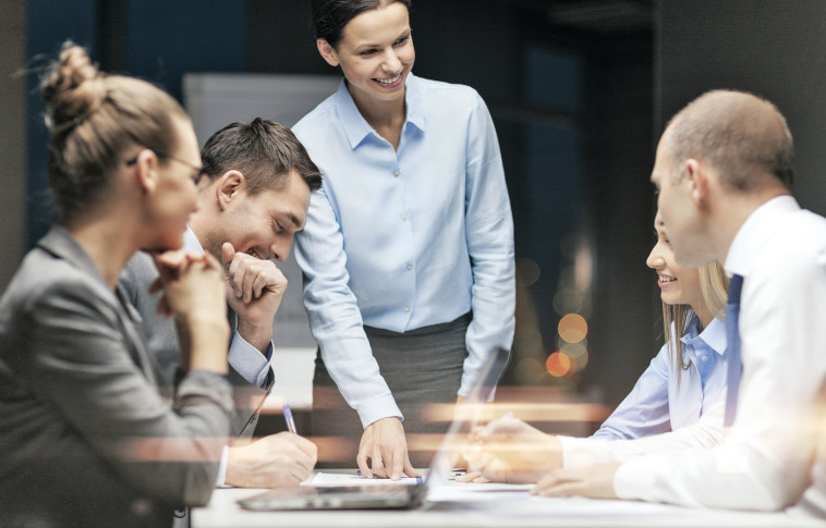 נשים בהייטק, אילוסטרציה