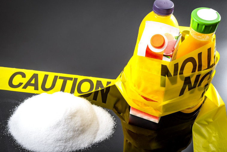 סכנה! במשקאות שאתם שותים יש המון סוכר. צילום: Shutterstock