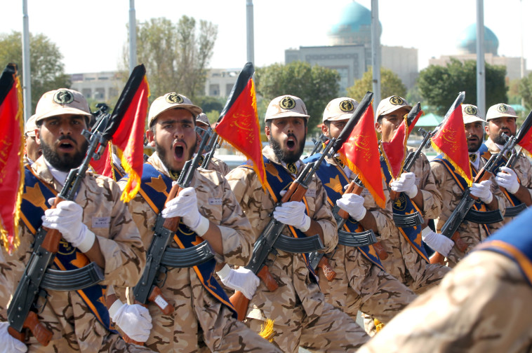 חיילים איראנים, ארכיון. צילום: רויטרס