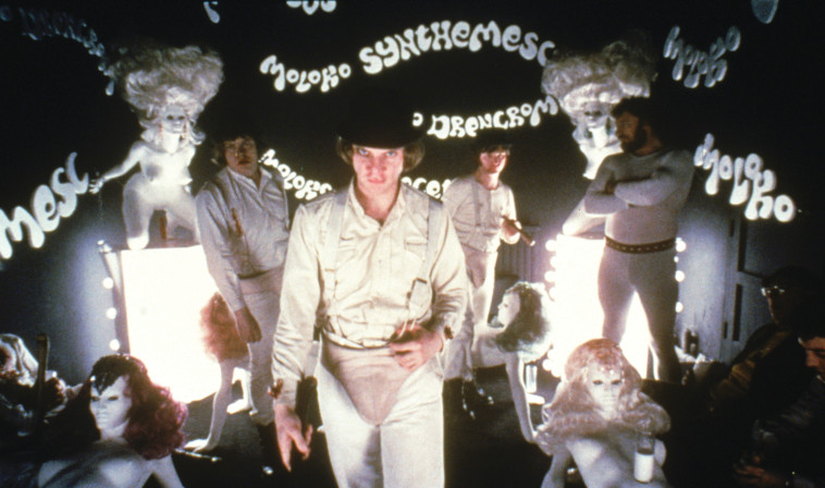 חשיפה לאלימות מביאה לאלימות, תפוז מכני, צילום באדיבות Yes