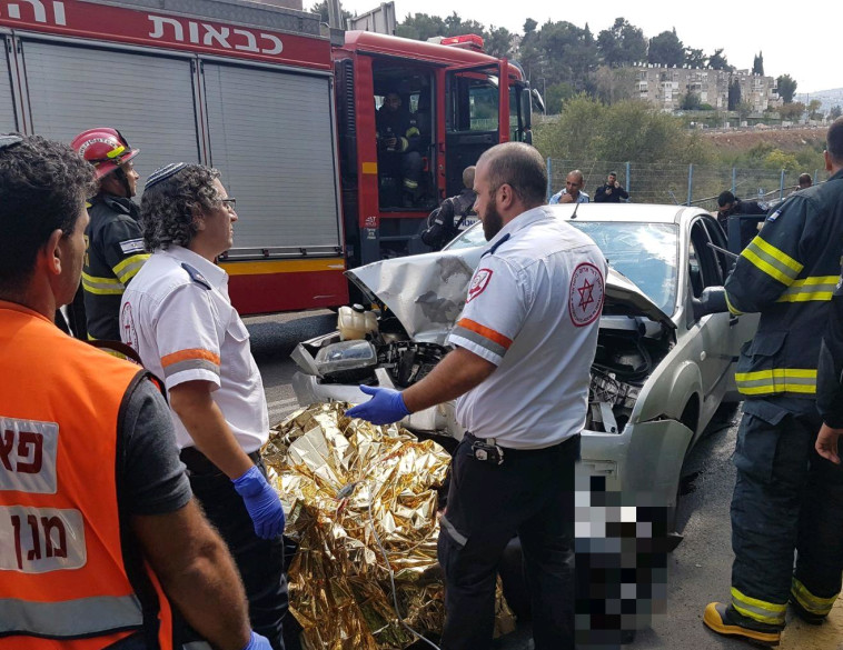 תאונת הדרכים בירושלים. צילום: מד"א