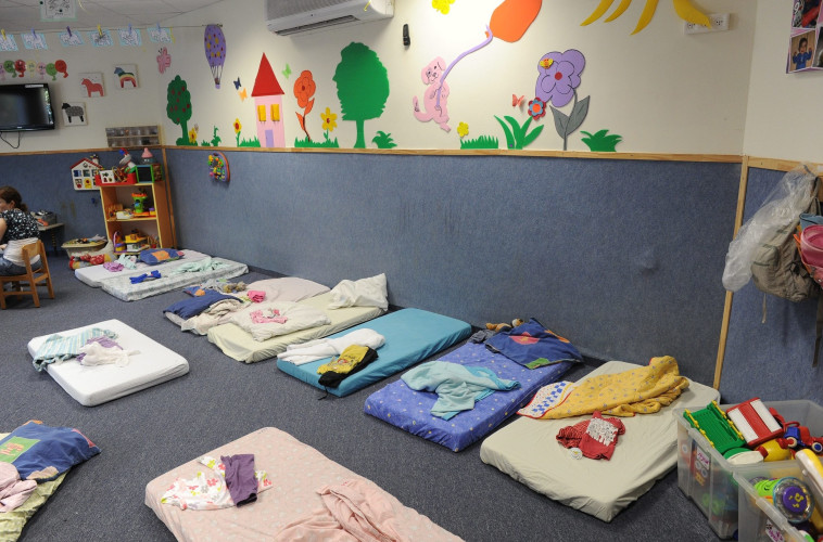 צהרון, אילוסטרציה