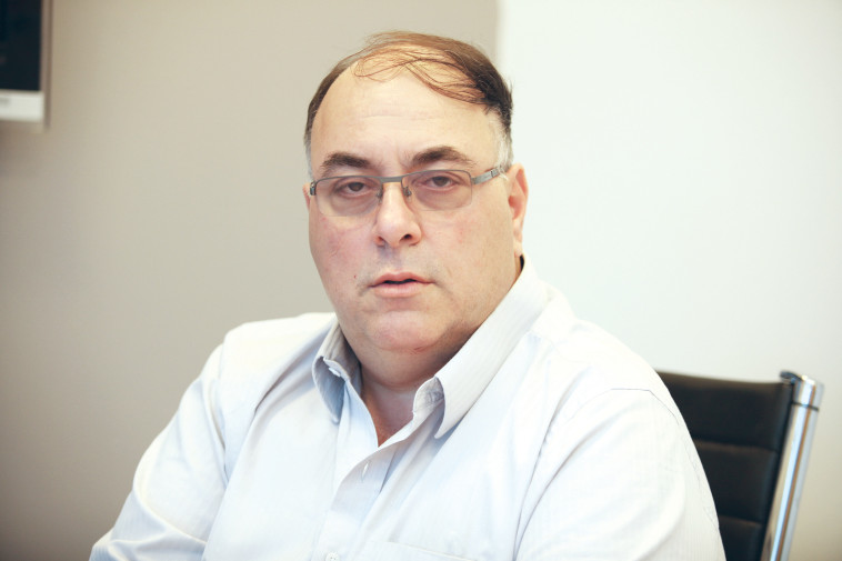 &quot;רוב הסודות הביטחוניים שלנו שמורים בגלל הקצינים והתקשורת&quot;. אבי בניהו. צילום: אלוני מור