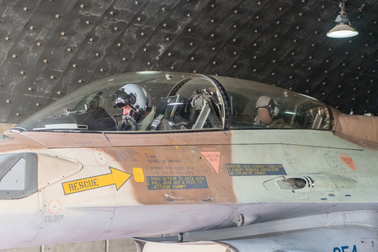 טיסה מבצעית עם מפקד חיל האוויר, צילום: דובר צה"ל
