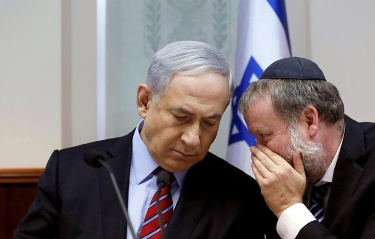 בנימין נתניהו ואביחי מנדלבליט