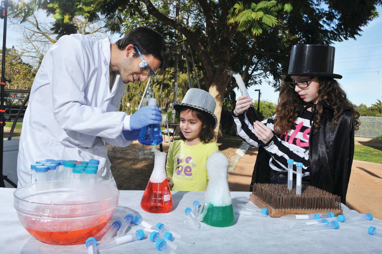 בית חיים ויצמן. איתי בלסון, יח"צ 