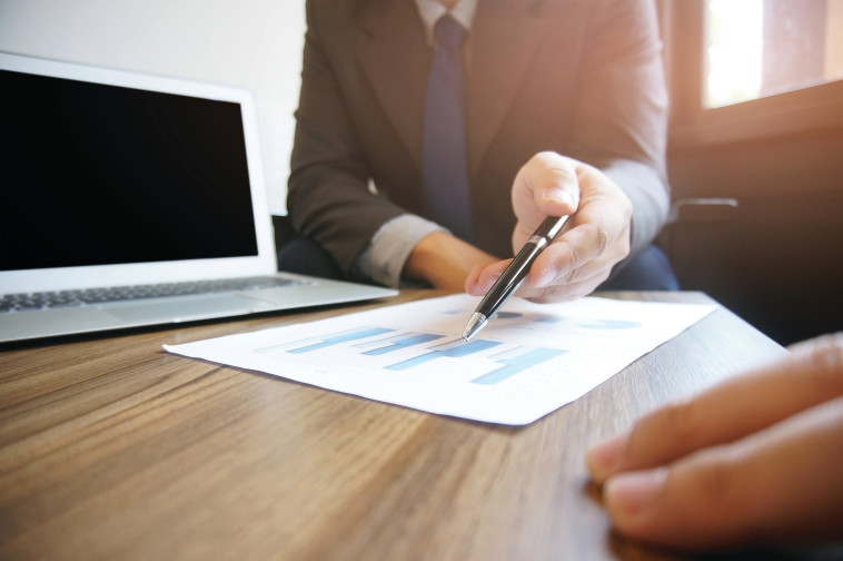 חתימה על חוזה, אילוסטרציה