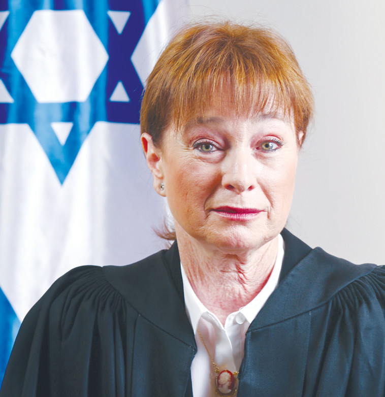 השופטת ענת ברון
