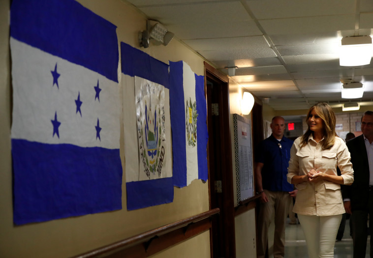 מלניה טראמפ במרכז לילדים גבול מקסיקו. צילום: רויטרס