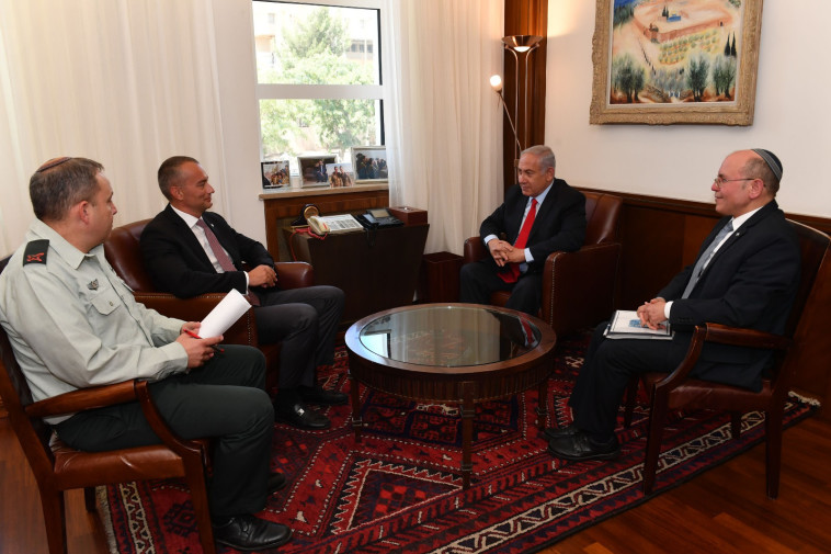 נתניהו ושליח האו''ם למזרח התיכון ניקולאי מלאדנוב