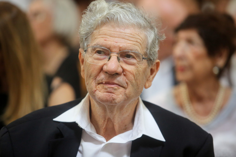 אהרון ברק. מינה את עצמו לנציגו ולדוברו של &quot;הציבור הנאור&quot;. צילום: מרק ישראל סלם