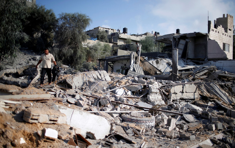 הרס בעזה לאחר הפצצות צה"ל. צילום: רויטרס הרס בעזה לאחר הפצצות צה"ל. צילום: רויטרס