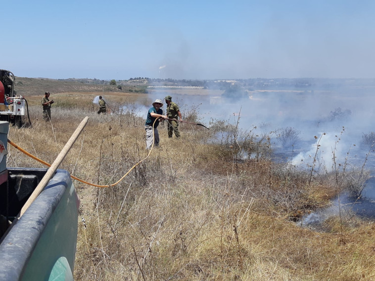 שריפה בשמורת ניר עם. צילום: קובי סופר, רשות הטבע והגנים 