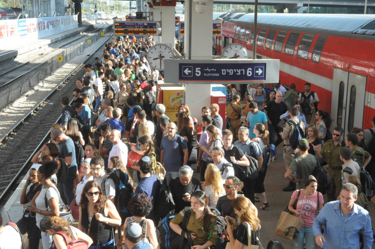 עומס ברכבת ישראל