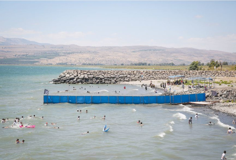 הכנרת. עלייה של 71 ס&quot;מ במפלס המים. צילום: דוד כהן, פלאש 90