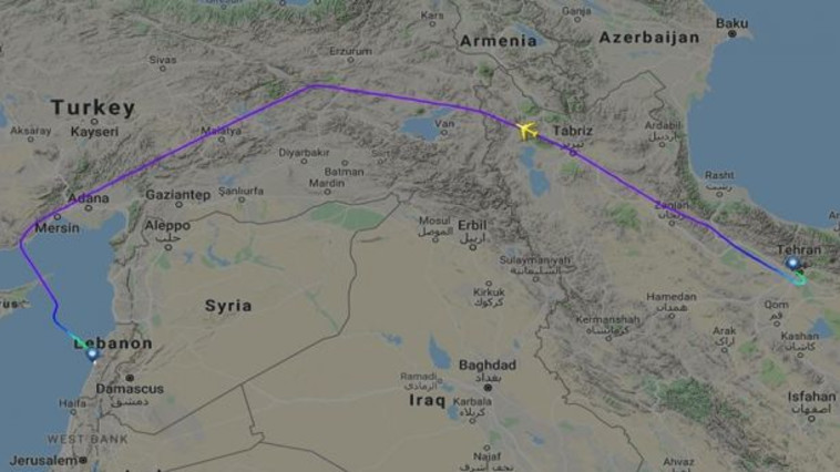 נתיב הטיסה החשודה השנייה מטהרן לביירות. צילום: flightradar24, google maps