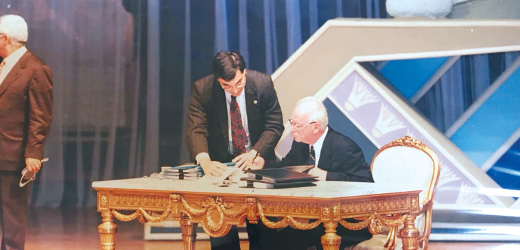  טקס חתימת הסכם "עזה יריחו", 94'. צילום: לע"מ