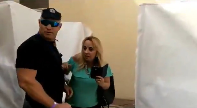 אורנה פרץ מפונה. צילום: מסך טוויטר