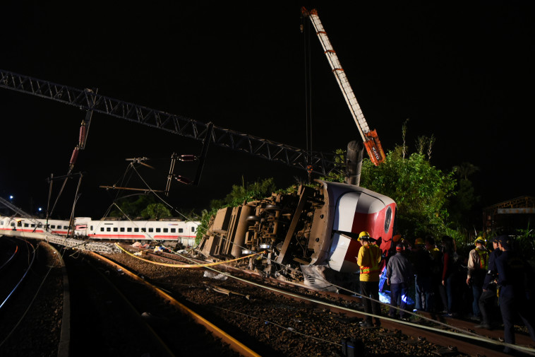 תאונת רכבת מחרידה. צילום: רויטרס