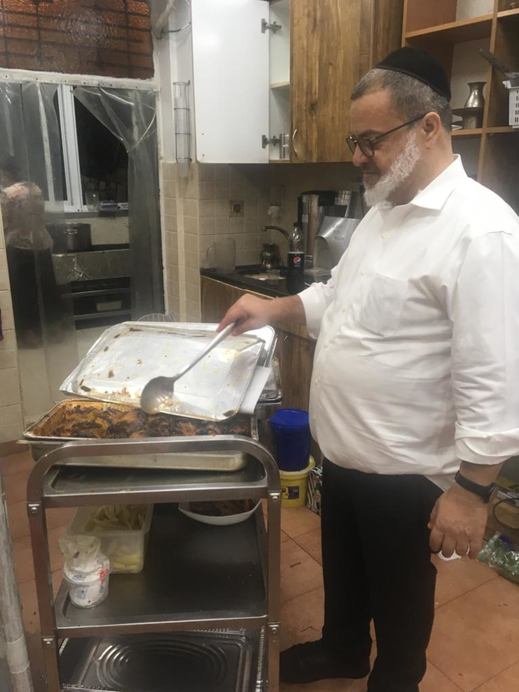 הרב זרביב. &quot;לאן ילכו הרעבים?&quot;. צילום: ג'וש ארונסון