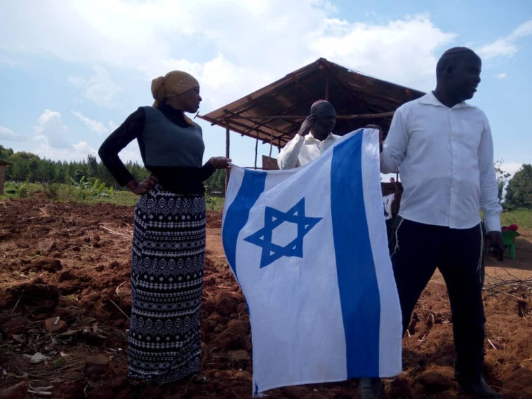 בני שבט האביודיאה מהכפר פוטי שבמזרח אוגנדה. צילום: באדיבות הקהילה