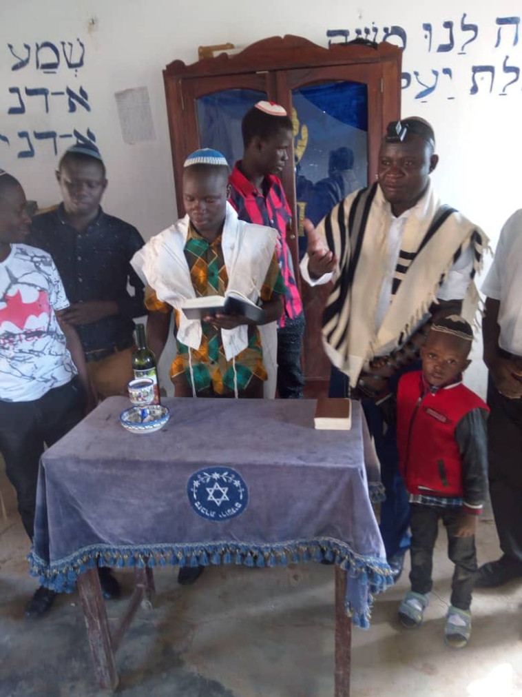 בני שבט האביודיאה מהכפר פוטי שבמזרח אוגנדה. צילום: באדיבות הקהילה