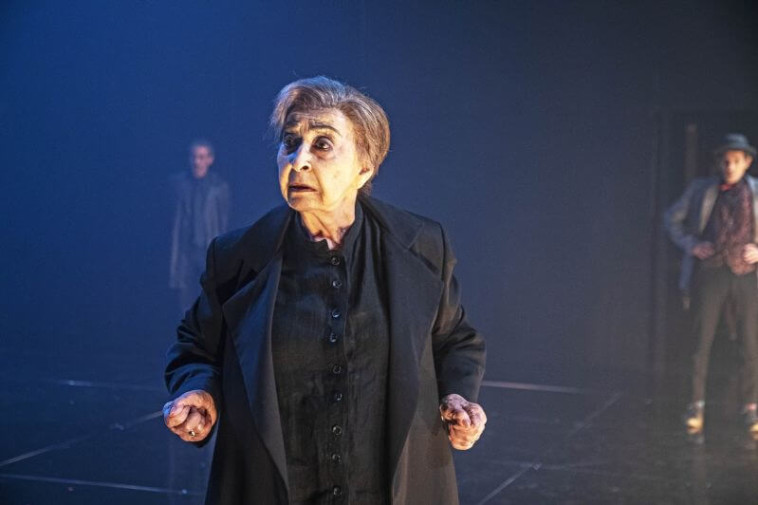 ליא קניג. צלם : ז'ראר אלון 