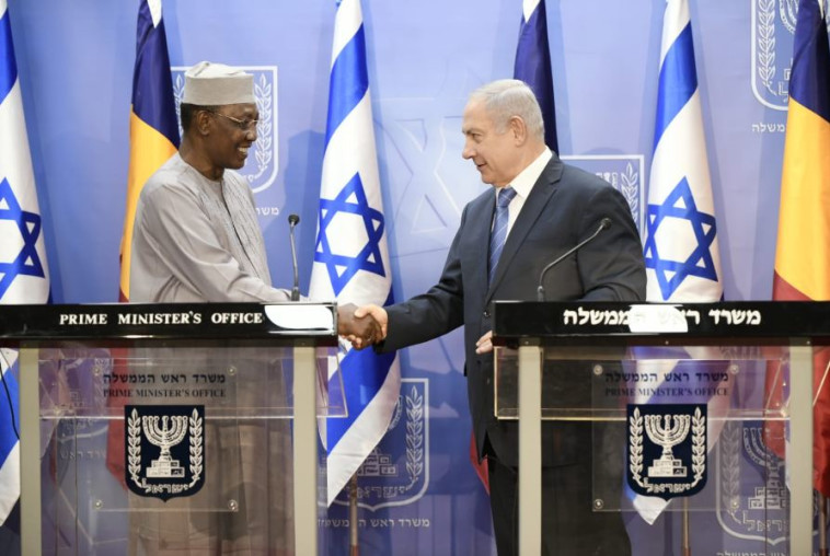 בנימין נתניהו ואידריס דבי במסיבת העיתונאים. צילום: שמעון ארן