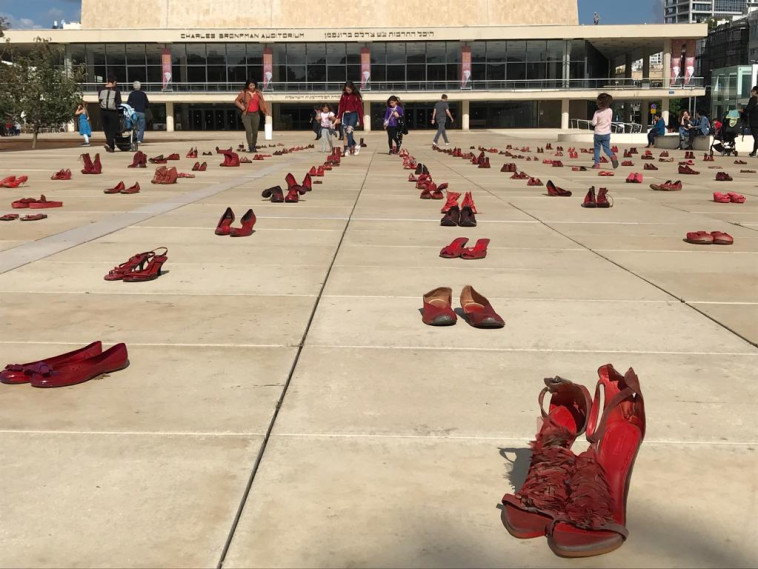 מחאת הנשים בתל אביב. צילום: אבשלום ששוני