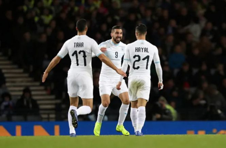 דאבור חוגג עם כיאל בנבחרת