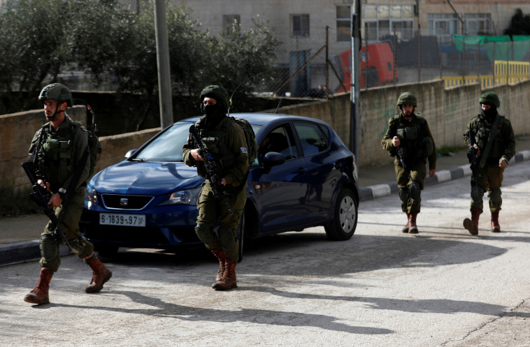 כוח צה&quot;ל ברמאללה. צילום: רויטרס