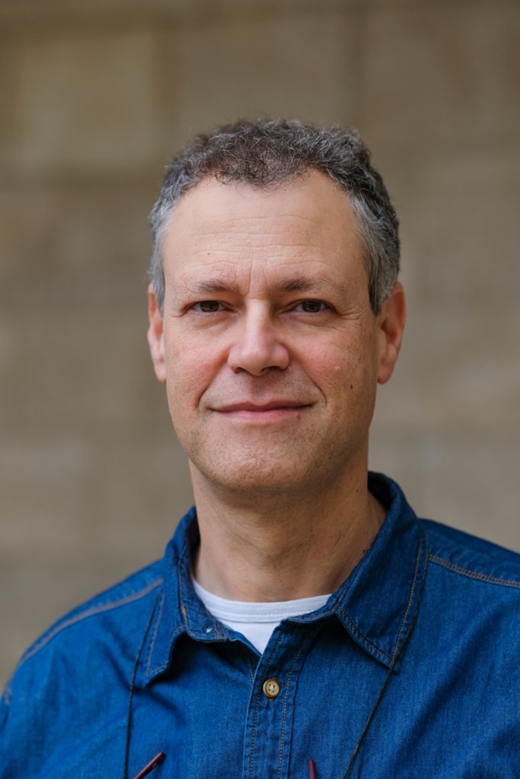  &quot;יוצר עומס על תשתיות מערכות השירותים&quot;. ד&quot;ר שנור. צילום: יואב לף