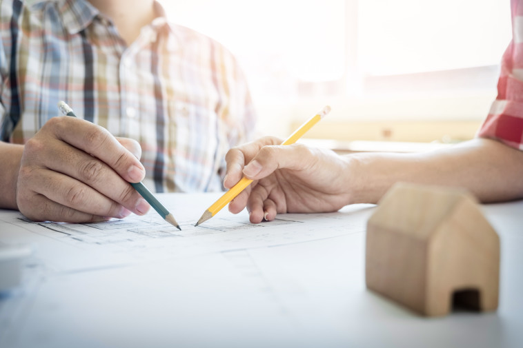 כתיבת צ'קים