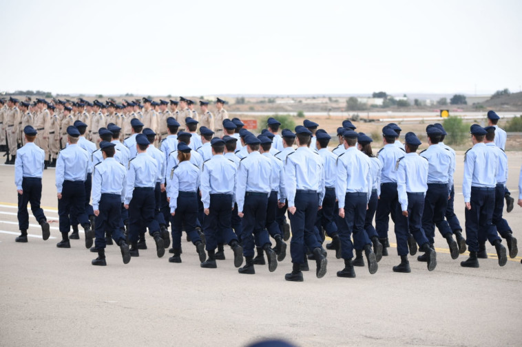 טקס סיום קורס טיס