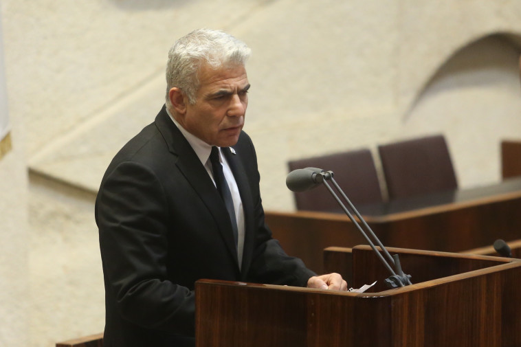 לפיד. צילום: מרק ישראל סלם