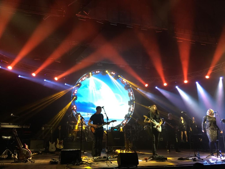 להקות הקאברים של &quot;פינק פלויד&quot;, &quot;UK pink floyd experience&quot; ו&quot;אקוס&quot;. צלם : נטלי פורטי
