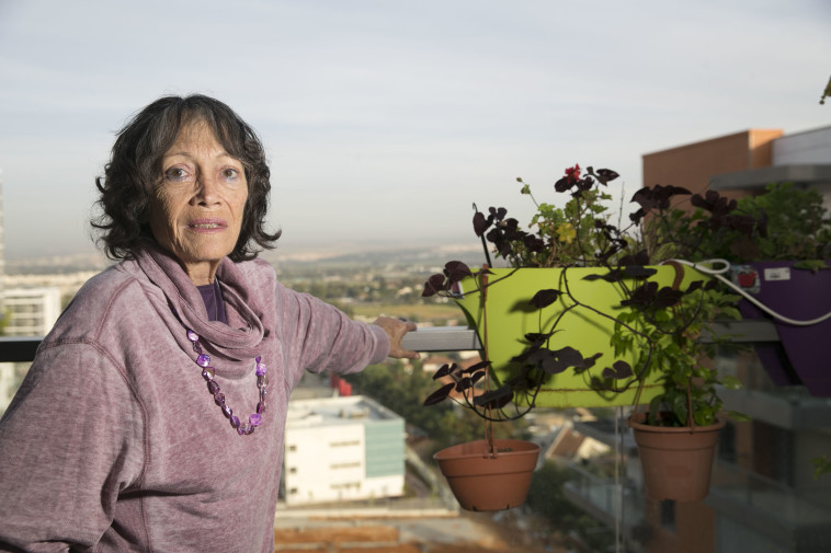 שמירה אימבר. צלם : מירי צחי 