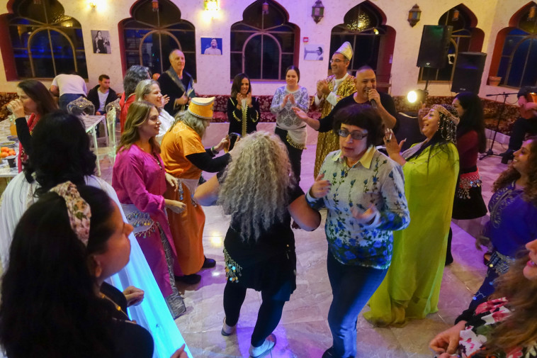 חפלה מרוקאית. צלם : אביב מסזניק