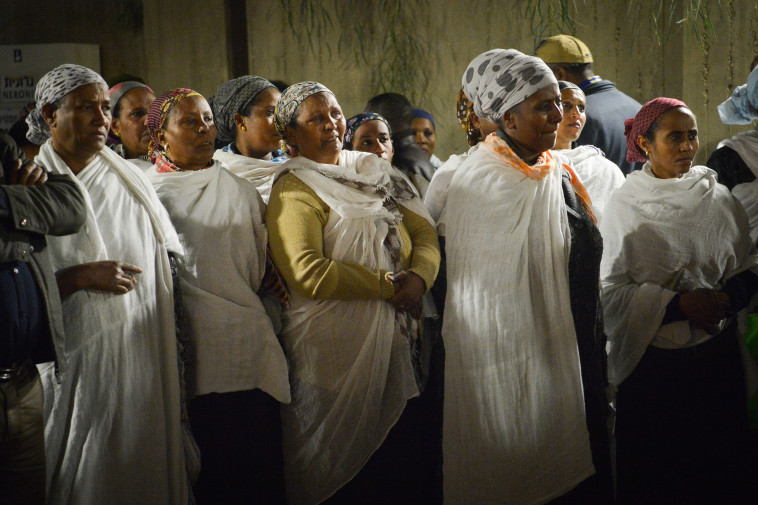 הלוויתו של יהודה ביאדגה ז&quot;ל. צילום: יהודה חיים, פלאש 90