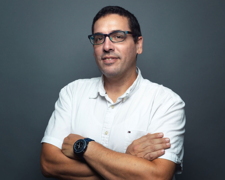 קובי ברדה. צלם : טל גבעוני 