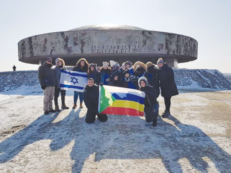 חניכי הנוער העובד והלומד בפולין. צילום: הנוער העובד והלומד